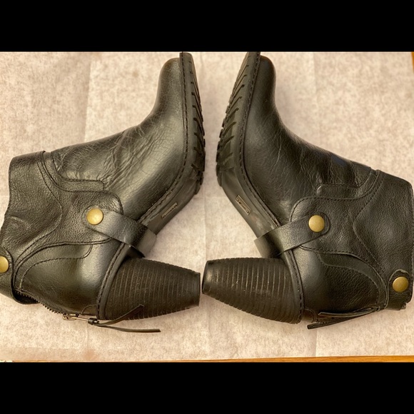 Schuler & Sons booties - Picture 5 of 5